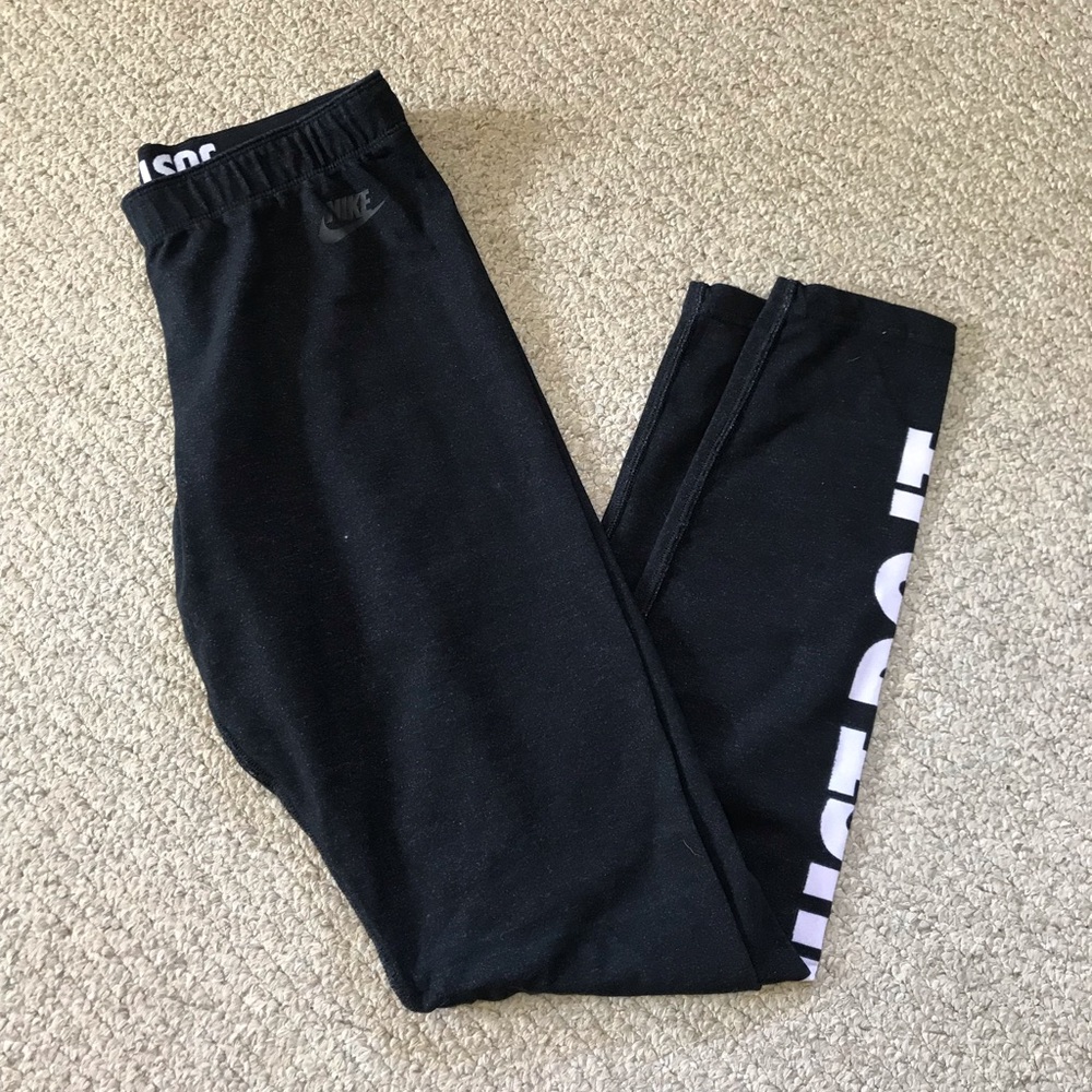 Nike workout leggings
